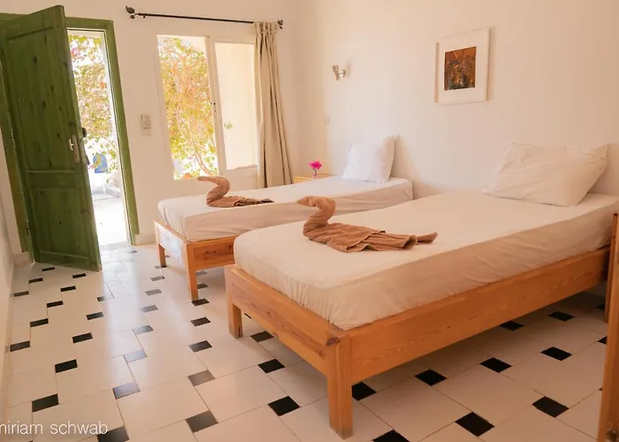 Marine Garden Camp Hostel *